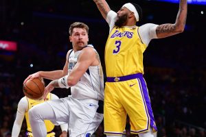 NBA: Lakers Tukar Anthony Davis dengan Luka Doncic 