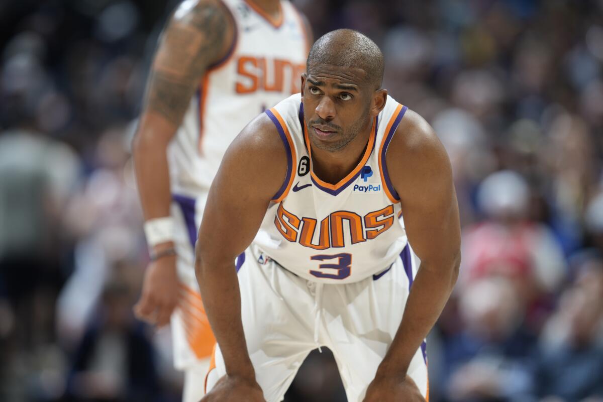 Chris Paul Diterima Hangat oleh Fans di Intuit Dome