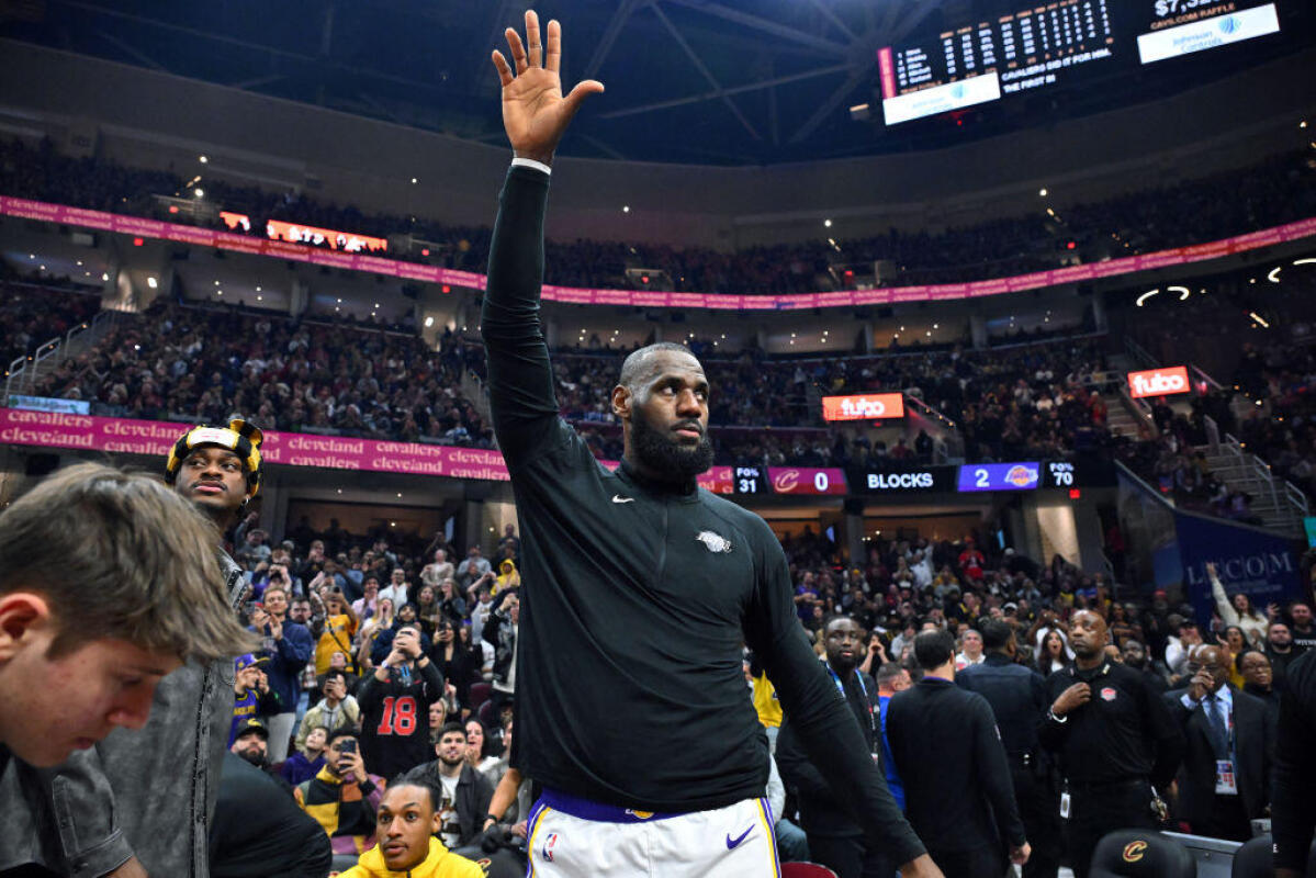 Alasan LeBron James Belum Kembali ke Cavaliers