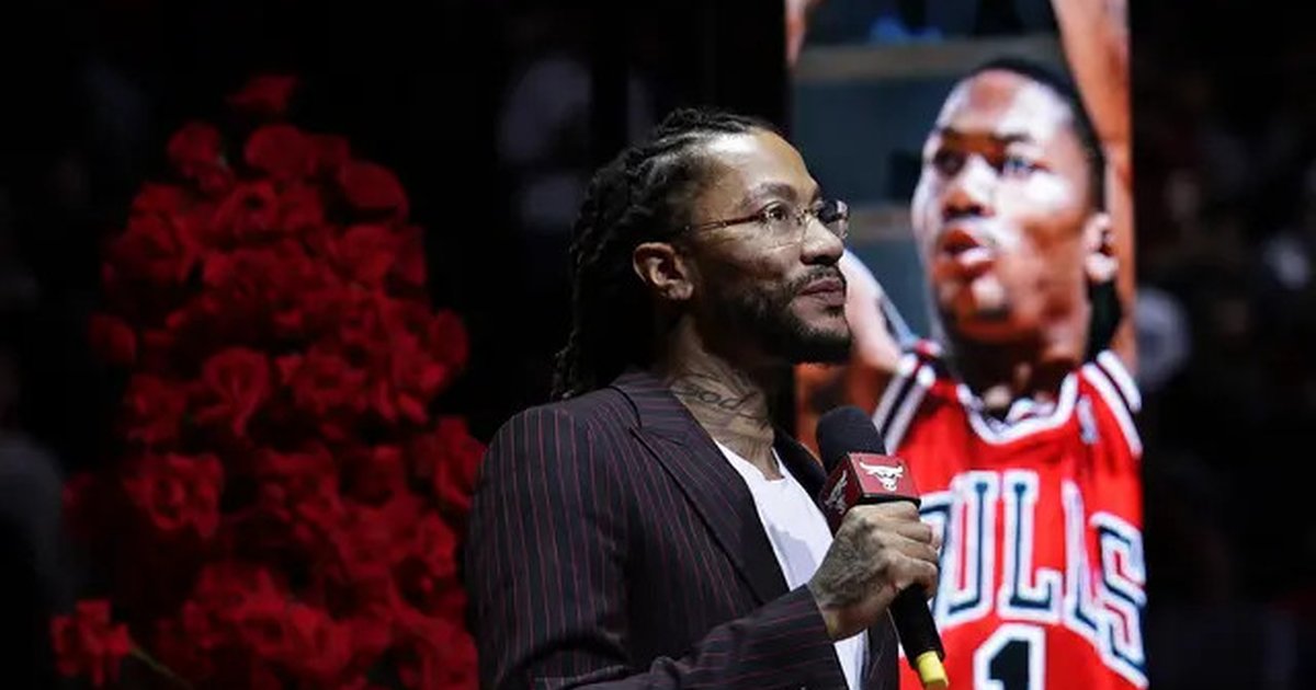 Nomor 1 Derrick Rose Resmi Dipensiunkan Chicago Bulls