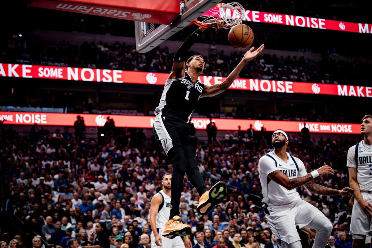 Wembanyama Menggila! Spurs Tak Terbendung Lawan Mavericks