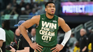 Giannis Antetokounmpo Ungkap Niat Pensiun di Yunani
