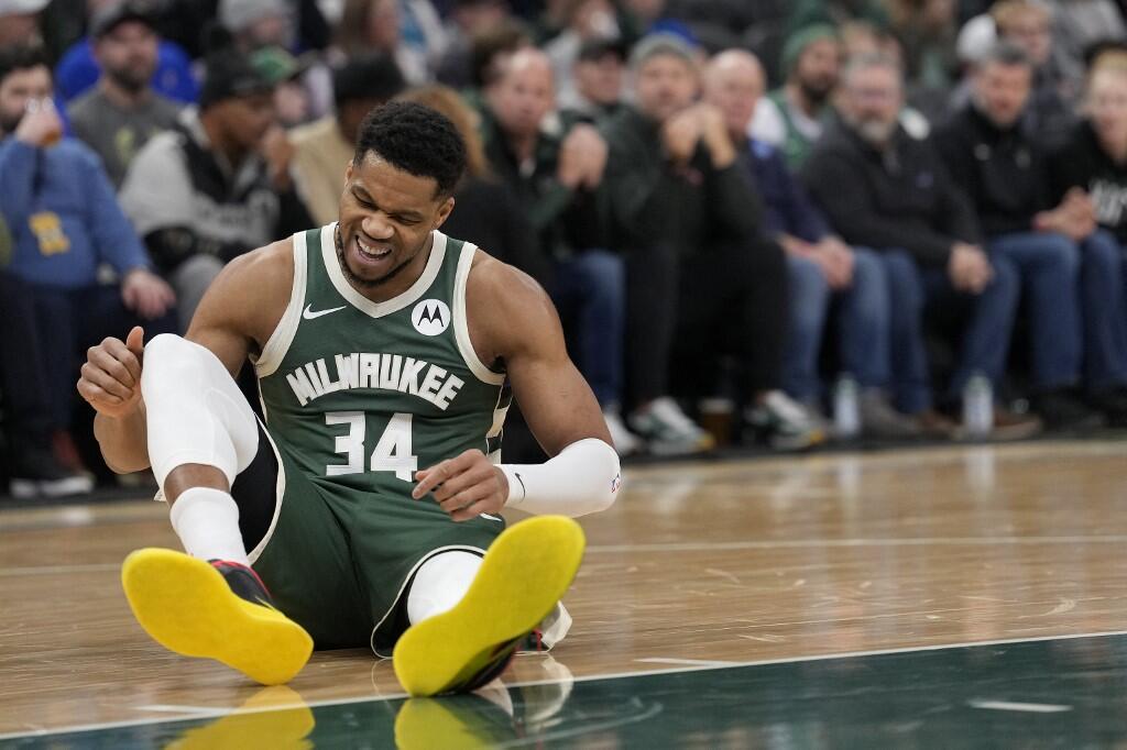 Giannis Antetokounmpo Absen Hingga Sebulan karena Cedera Betis