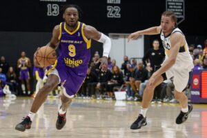 Lakers Panggil Bronny James Usai Luka Doncic Cedera