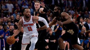 Keputusan Kenny Atkinson di Momen Krusial Jadi Sorotan